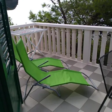 Elvira Sveta Nedelja (Hvar)